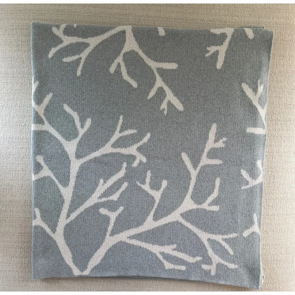 IN2GREEN Throw Blanket‎ Recycled Cotton Blue White Approximately 54x60 Coastal